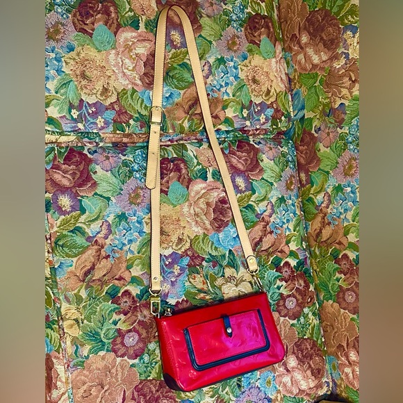 WOW POSHMARK - Authentic Louis Vuitton Red Crossbody FOR Concerts & Festivals - Picture 7 of 16